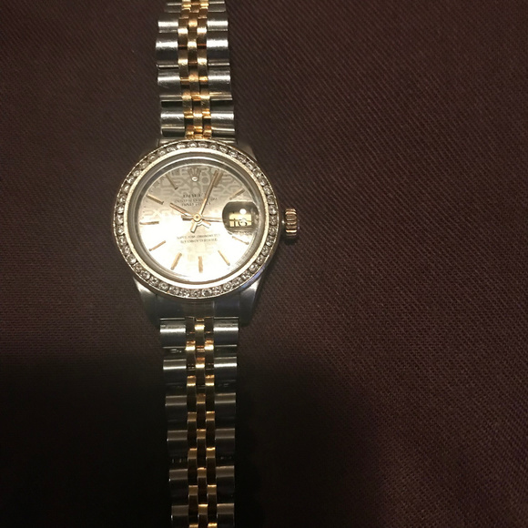 ROLEX Jewelry - WOMENS ROLEX WATCH PRE-OWNED
